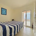 En Roses, Cerca De La Playa, Con Estacionamiento - Es-258-171 Lejlighed *